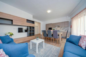 Sliema Exclusive 4-Bedroom Side Seaviews Apartments By ShortLetsMalta